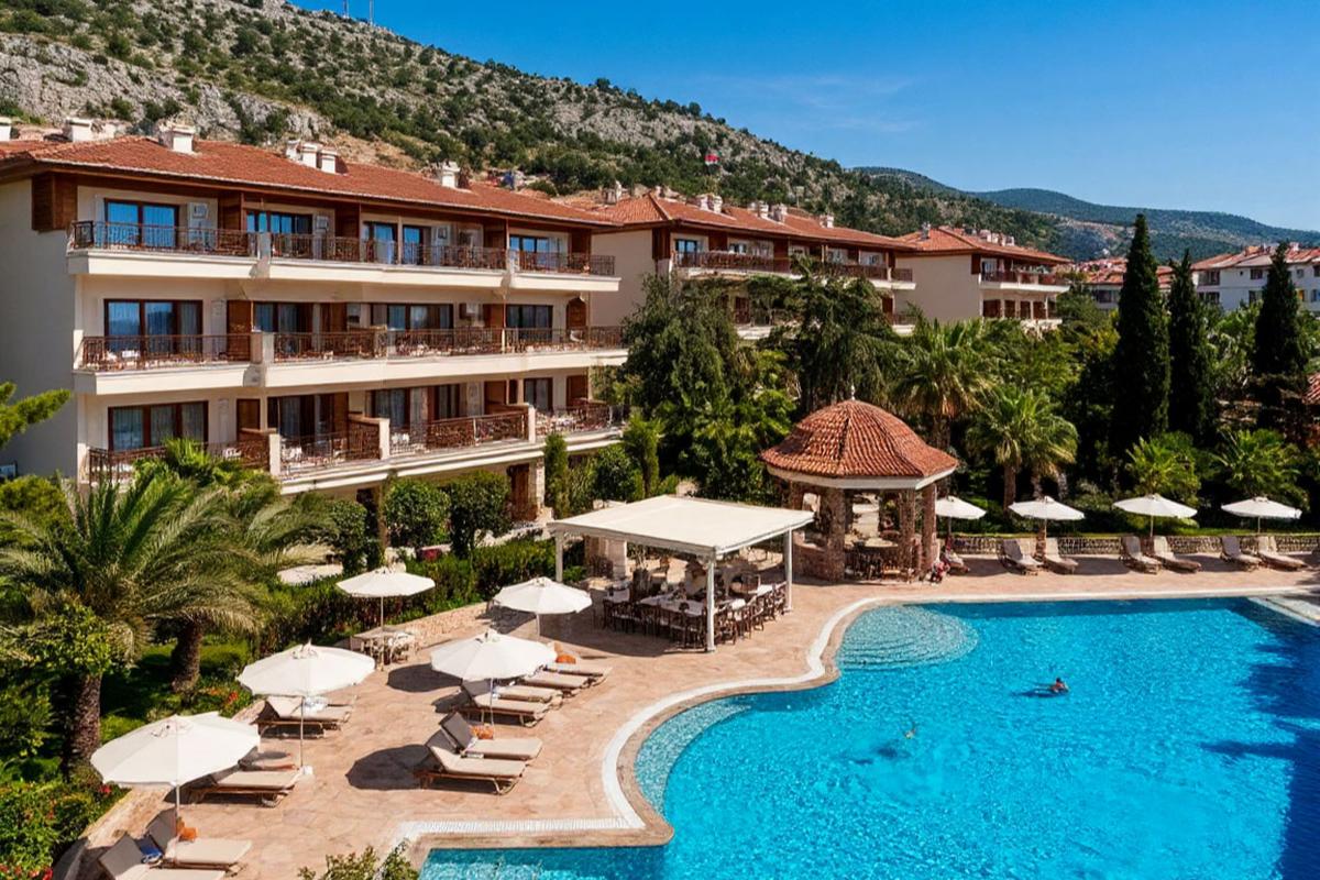 69-летняя туристка из России скончалась в номере турецкого отеля