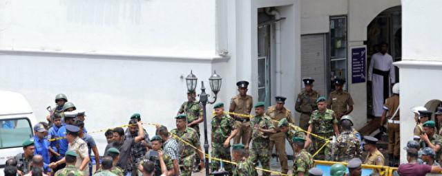 На Шри-Ланке полиция задержала семеро подозреваемых в серии взрывов