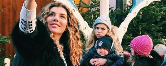 Анна Седокова станет мамой в четвертый раз