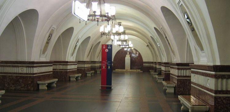 В Москве на выходных закроют вестибюли 12 станций метро