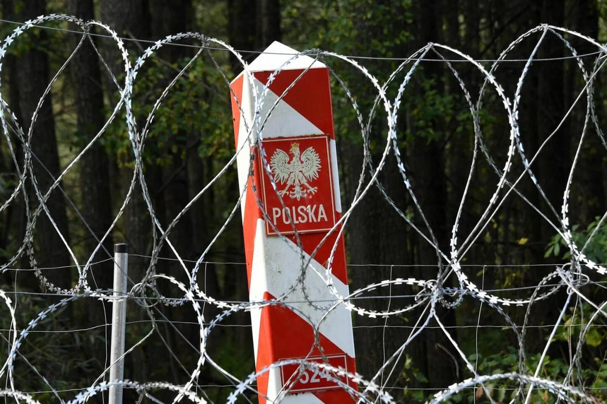 Польша ввела буферную зону на границе с Белоруссией