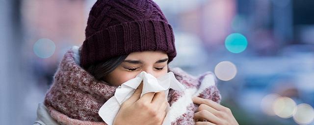 Специалисты объяснили вспышку ОРВИ и простудных заболеваний в зимнее время