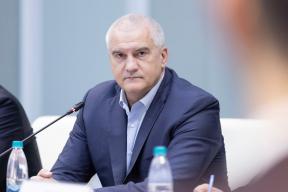 Глава Крыма Аксенов пообещал поддержку Херсонской области после удара БПЛА в Хорлах