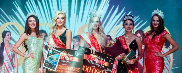 Миллион рублей выиграла бердчанка на конкурсе «Королева Altai Palace»