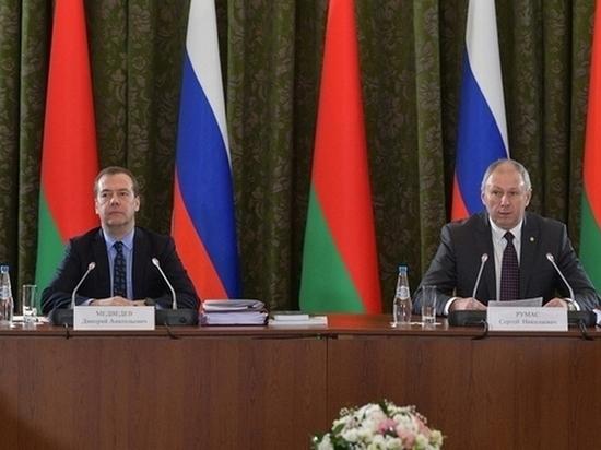 Медведев обсудит с главой правительства Белоруссии ситуацию с нефтью
