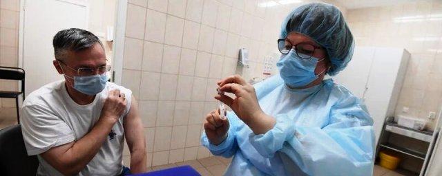 В комздраве Петербурга рассказали, сколько горожан заразилось после вакцинации от ковида