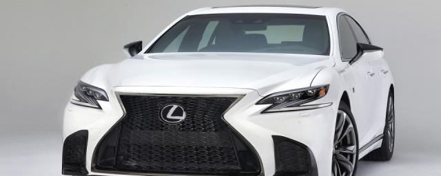 Lexus представил новую версию седана LS