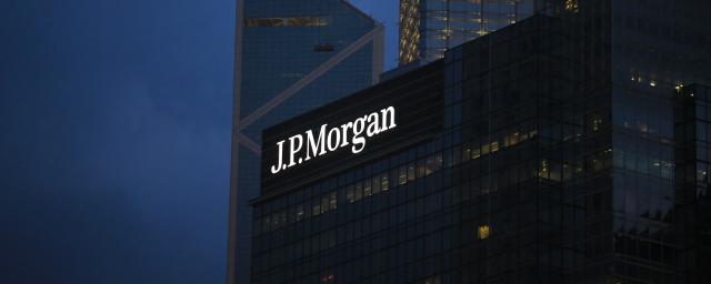Два крупных банка США JPMorgan и Goldman Sachs приостановили операции по долгу РФ