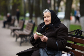 Часть пенсионеров в России получит перерасчет выплат с 1 марта 2026 года