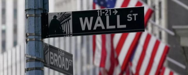 Financier McDonald says 50 more banks in U.S. may collapse