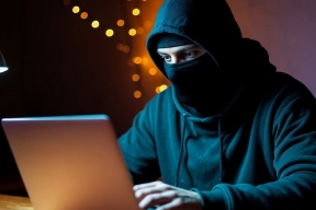 Россиянам раскрыли типичные фразы мошенников под видом работников банка