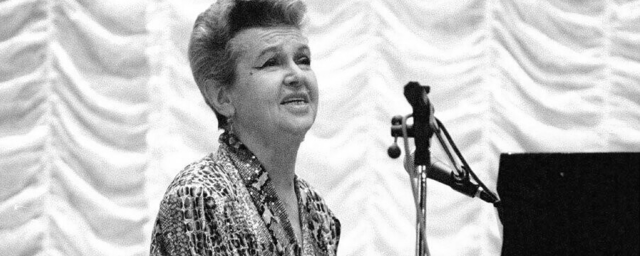 Людмилу Лядову похоронили рядом с матерью на Новодевичьем кладбище