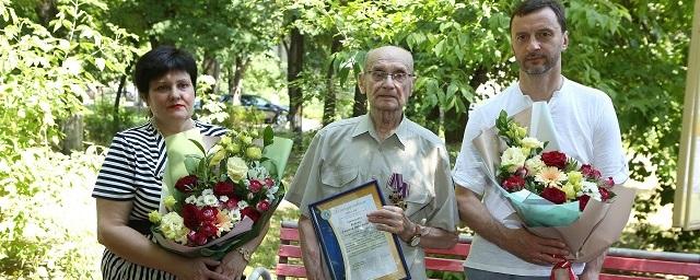 Виктор Неволин поздравил полковника в отставке Евгения Бубнова с 90-летием