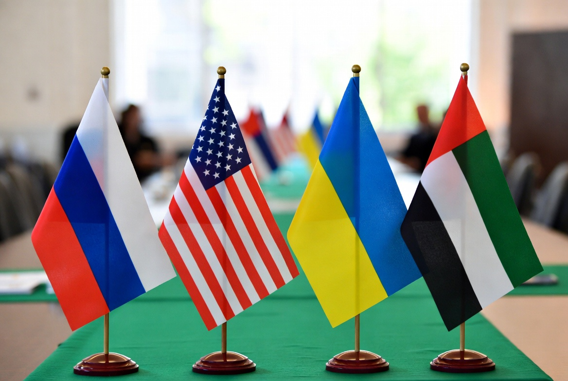 РФ, Украина и США «конструктивно» завершили первый день консультаций в ОАЭ