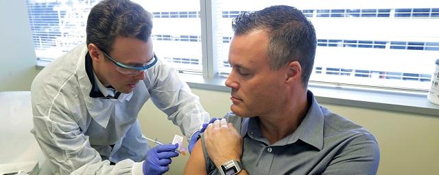 Великобритания планирует начать массовую вакцинацию с 4 января
