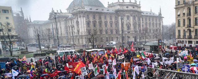 Во время Мюнхенской конференции прошел митинг антиглобалистов