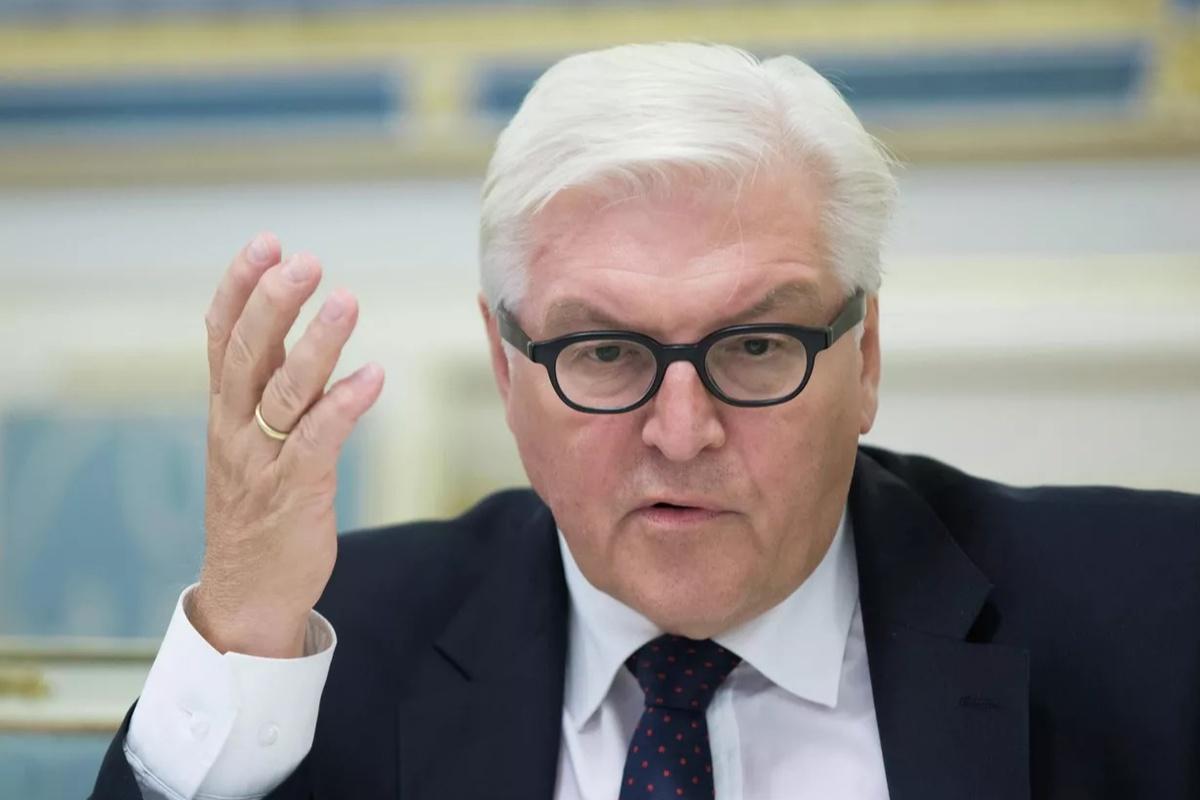 Президент Германии предупреждает о растущих атаках на свободу и демократию