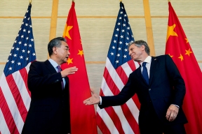 Госсекретарь США Блинкен начал консультации в Китае