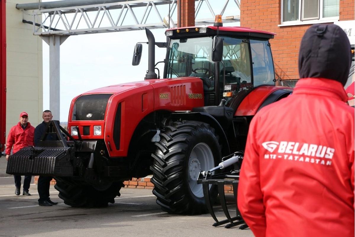 Сельское хозяйство Магаданской области делает ставку на белорусские трактора