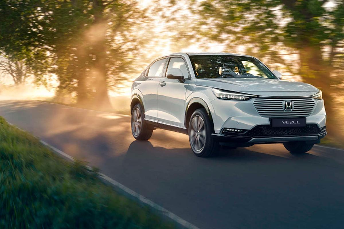 Honda Vezel возвращается в Россию но цена отпугивает многих покупателей