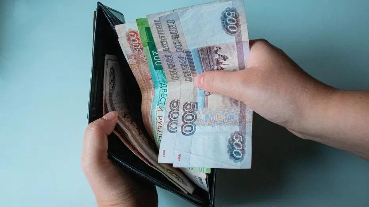 В России работники финансовой сферы стали зарабатывать больше