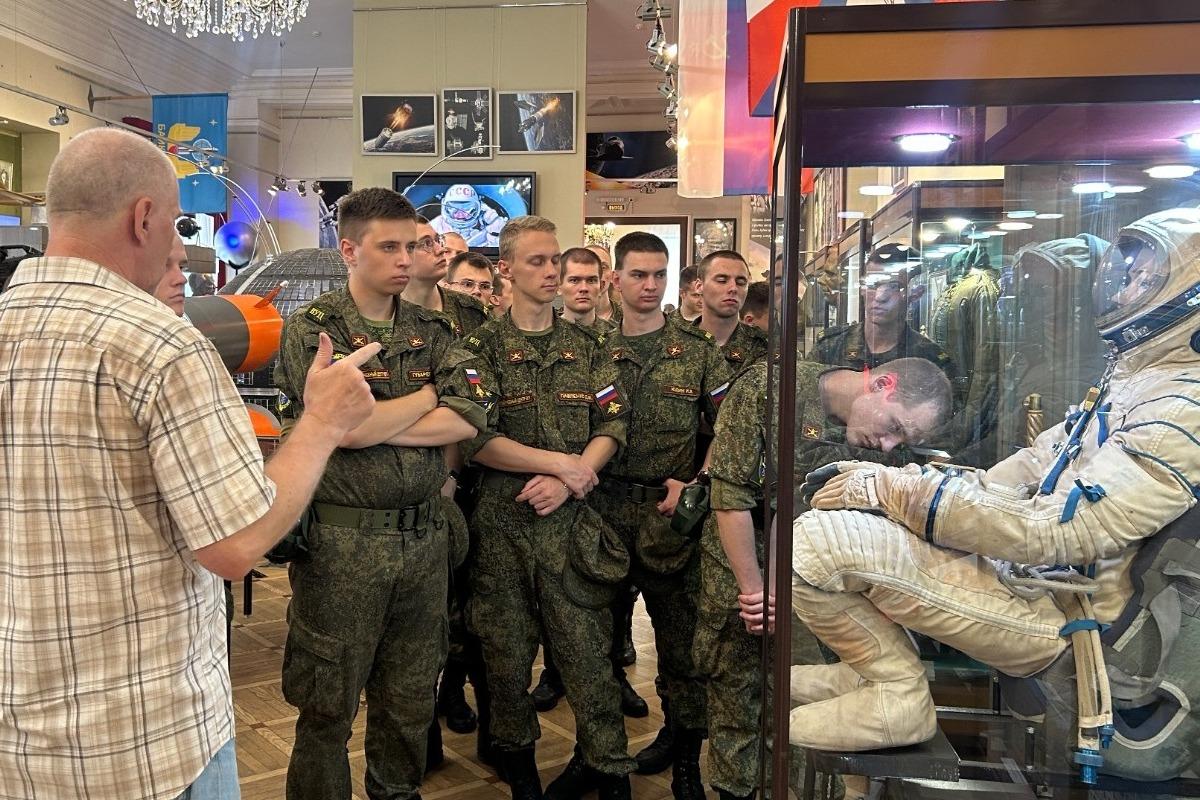 В Тамбове открылась выставка «Содружество на орбите»