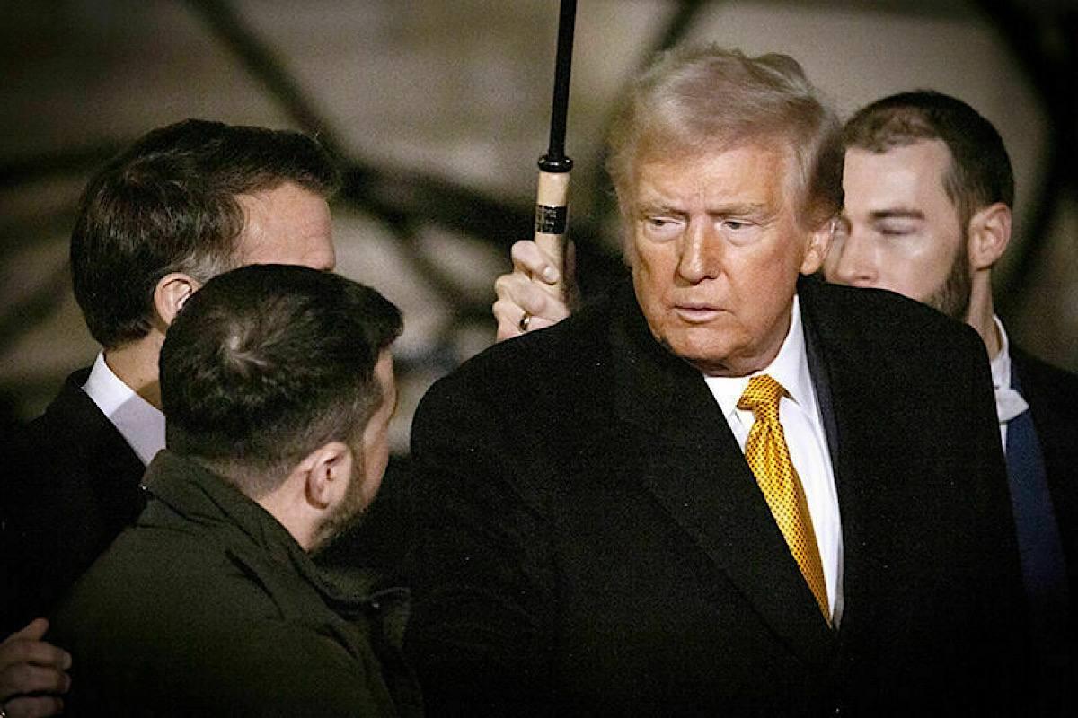 Зеленский в Ватикане просил Трампа не отказываться от участия в мирных переговорах