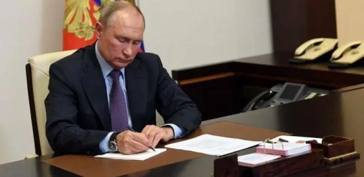 Путин подписал указ о создании госфонда поддержки участников СВО и семей погибших воинов