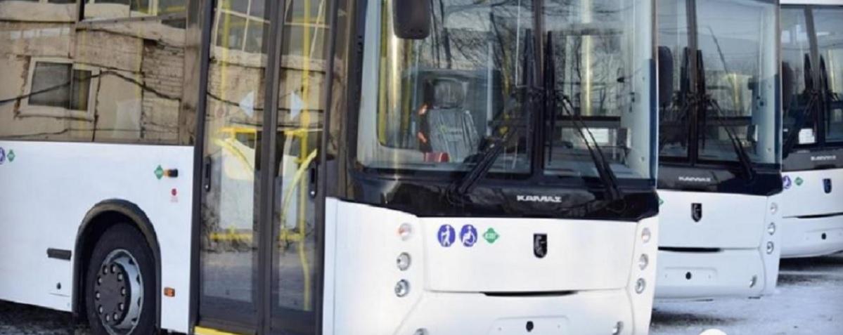 Власти направят пять новых автобусов на маршруты в отдаленные микрорайоны Омска