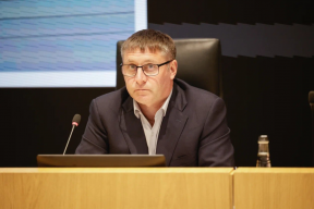 «Ситуация сложная, но контролируемая»: Врио губернатора Белгородской области Александр Шуваев провел совещание по ходу восстановления Шебекинского округа