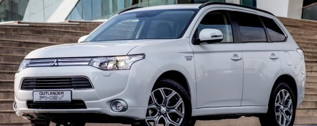 Гибридный кроссовер Mitsubishi Outlander PHEV покинул российский рынок