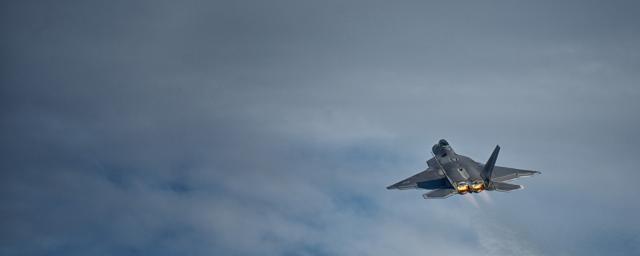 19FortyFive: истребителям США F-22 в Польше предстоит опасная задача