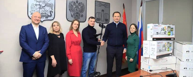 Дмитрий Волков поздравил красногорца Дмитрия Храмова с получением губернаторской премии