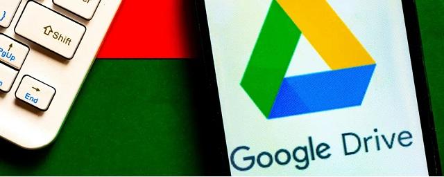 Крупные российские компании пытаются отучить сотрудников от сервисов Google