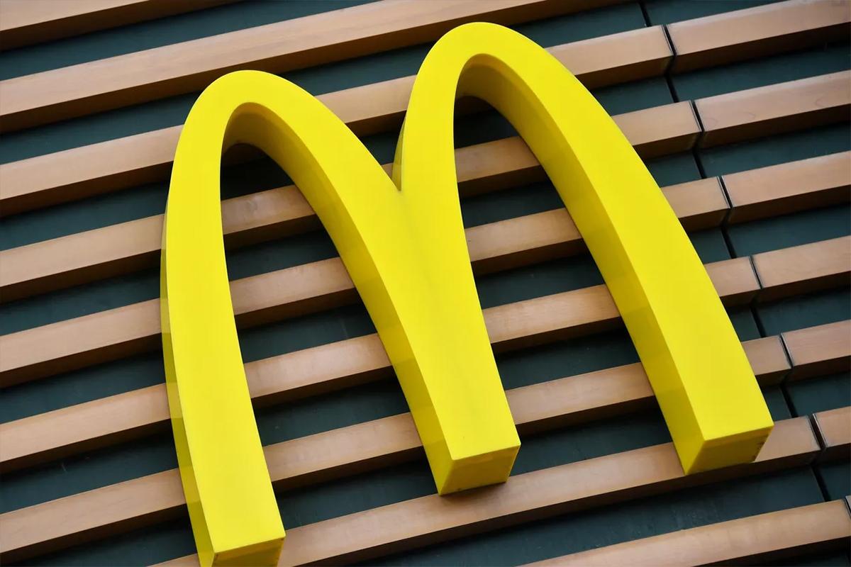 В McDonalds назвали ингредиент, который мог вызвать кишечную инфекцию