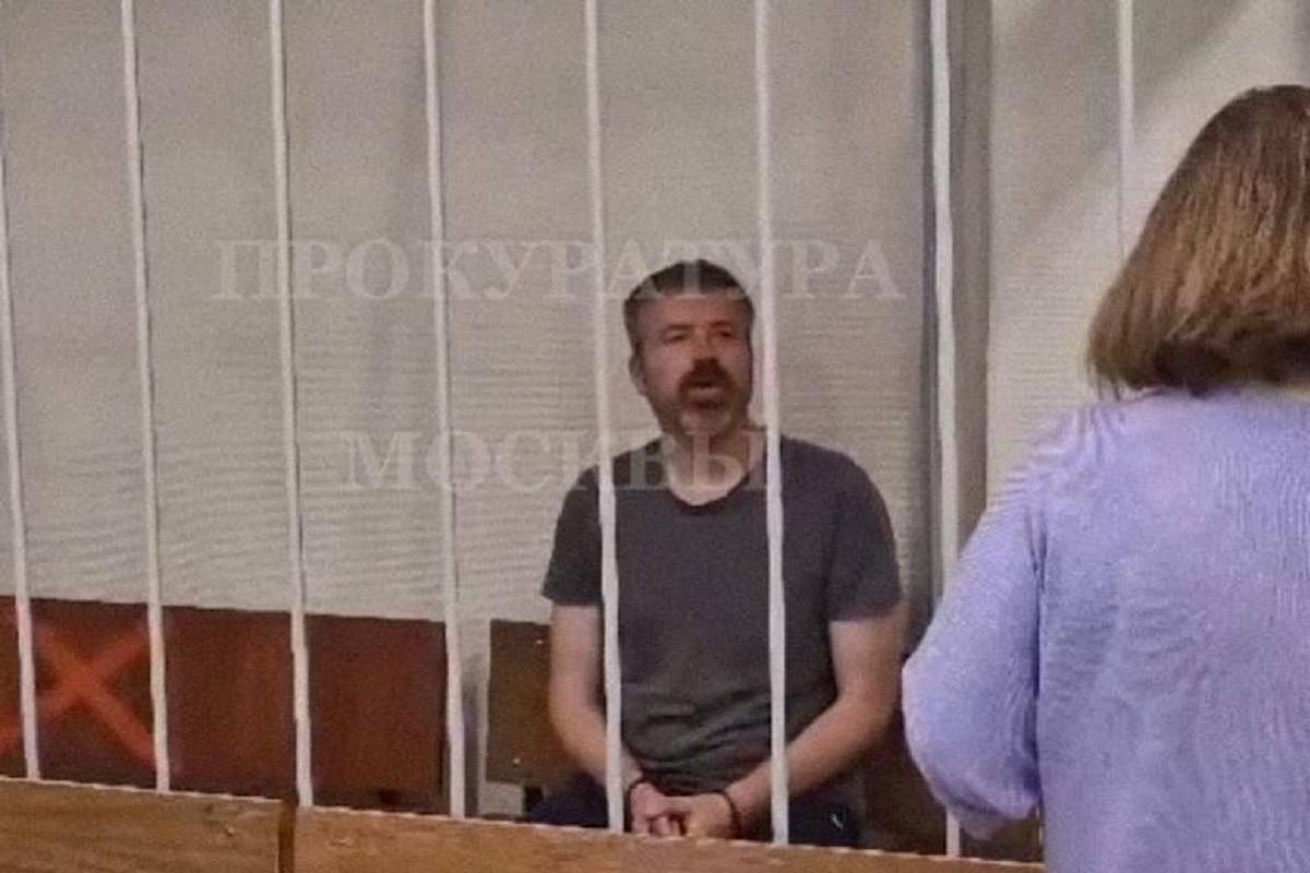 Москвич, убивший жену и малолетнего сына, направлен в психбольницу