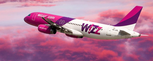 Стюардессы Wizz Air выгнали из самолета украинского солдата из-за протеза ноги