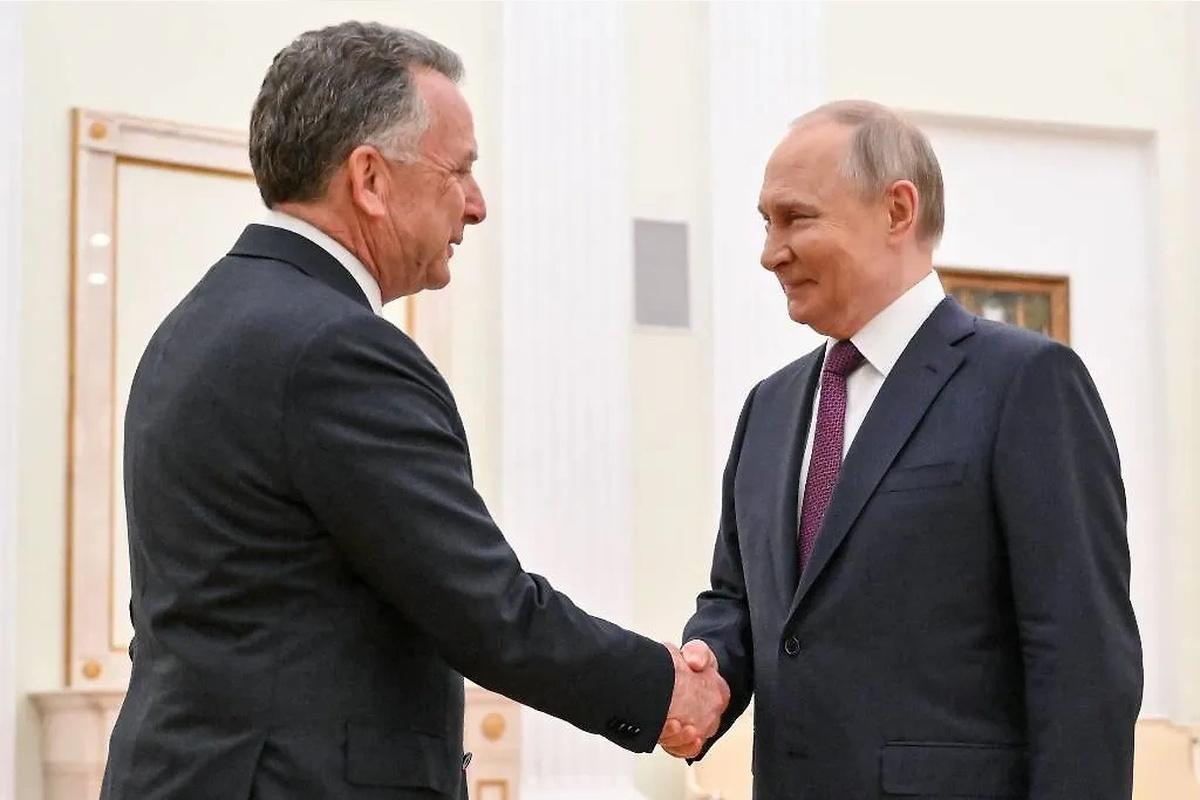 «Была полезной»: Ушаков о прошедшей встрече Путина и Уиткоффа