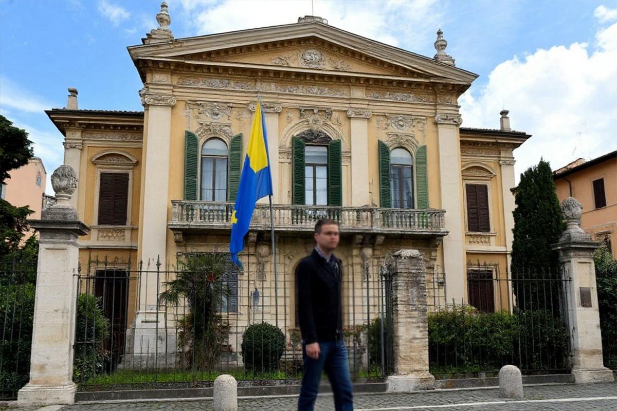 Дипломатический конфуз: посольство Украины «переименовало» Италию в «Ресбублику» на своем сайте