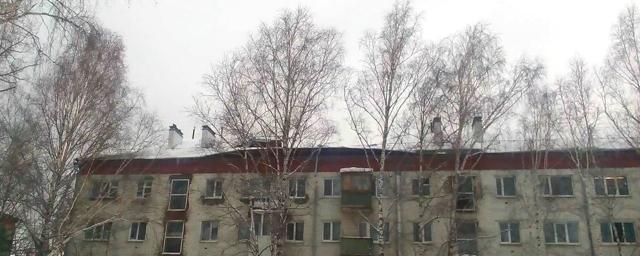 В Томске обрушилась часть крыши жилого дома