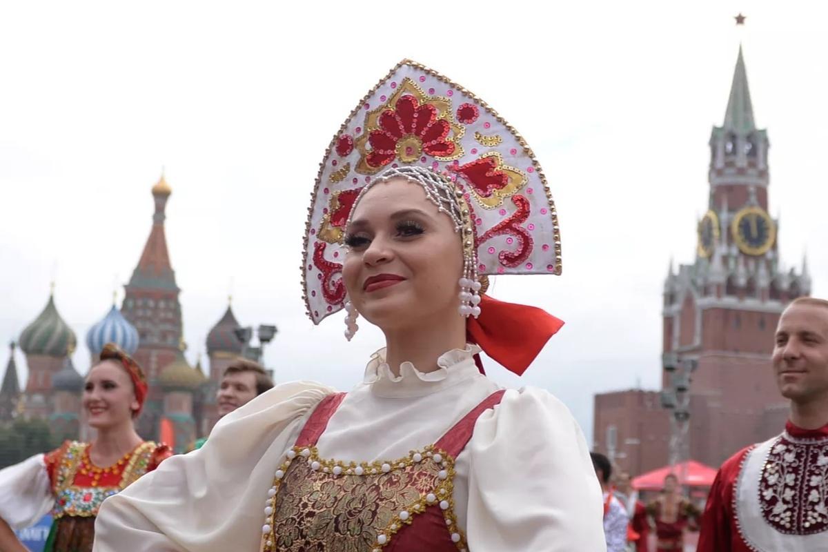 Имиджмейкер прокомментировала слова Путина о тренде на кокошники