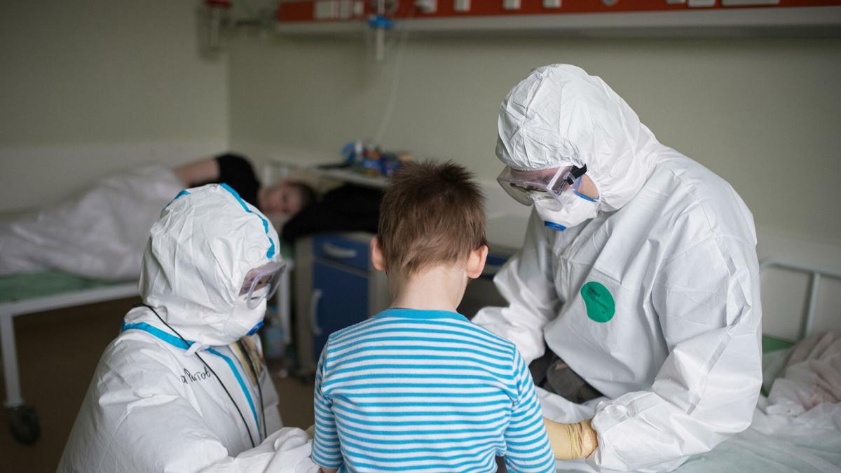 В новосибирских больницах увеличилось число детей с COVID-19