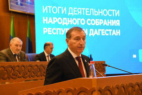 Спикер Народного Собрания Заур Аскендеров: Все утвержденные за год нормативные акты необходимы для создания современной, понятной и работающей правовой среды