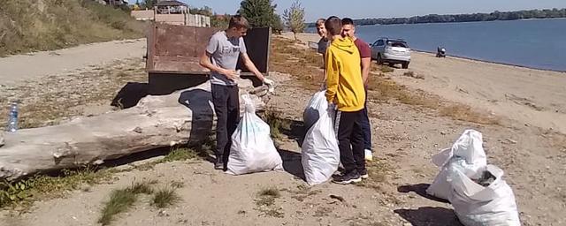 Новосибирцы из Огурцово и ОбьГЭС провели экоакцию «Чистый берег»