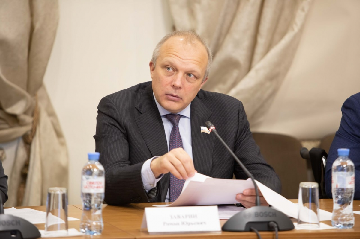 Спикер Заксобрания Роман Заварин: В Вологодской области готовят законопроекты об увеличении штрафов за безбилетный проезд и незаконные граффити