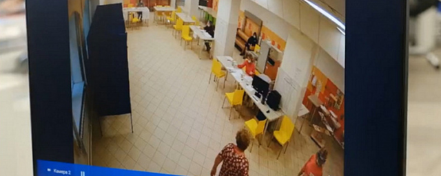 Камеру на избирательном участке в Новосибирске заподозрили в трансляции прошедшего дня