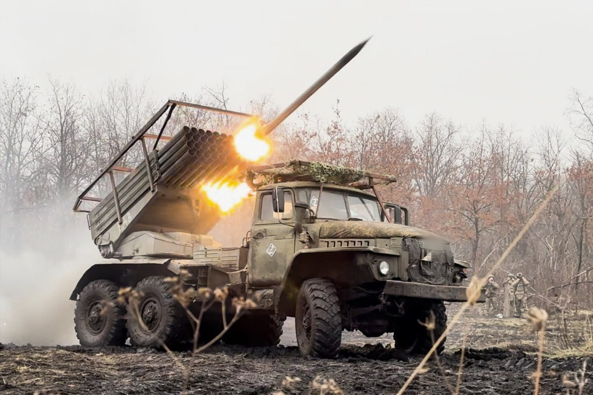 Москва перед переговорами попытается укрепить позиции с помощью наступления на фронте