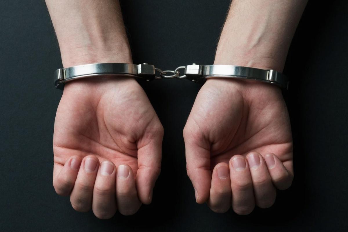 В Енисейском округе мужчина застрелил бывшую жену и ранил ее сожителя