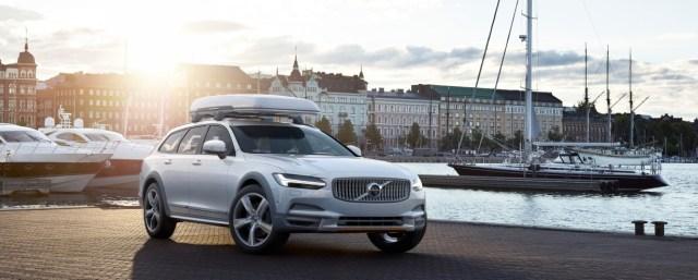 Volvo выведет спецверсию модели V90 Cross Country на российский рынок