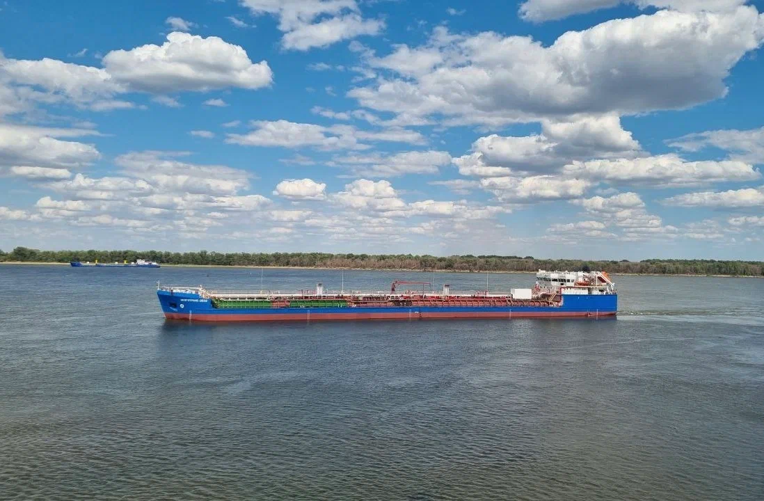 В Астраханской области начались ходовые испытания танкера-химовоза «ВОЛГОТРАНС-2502»